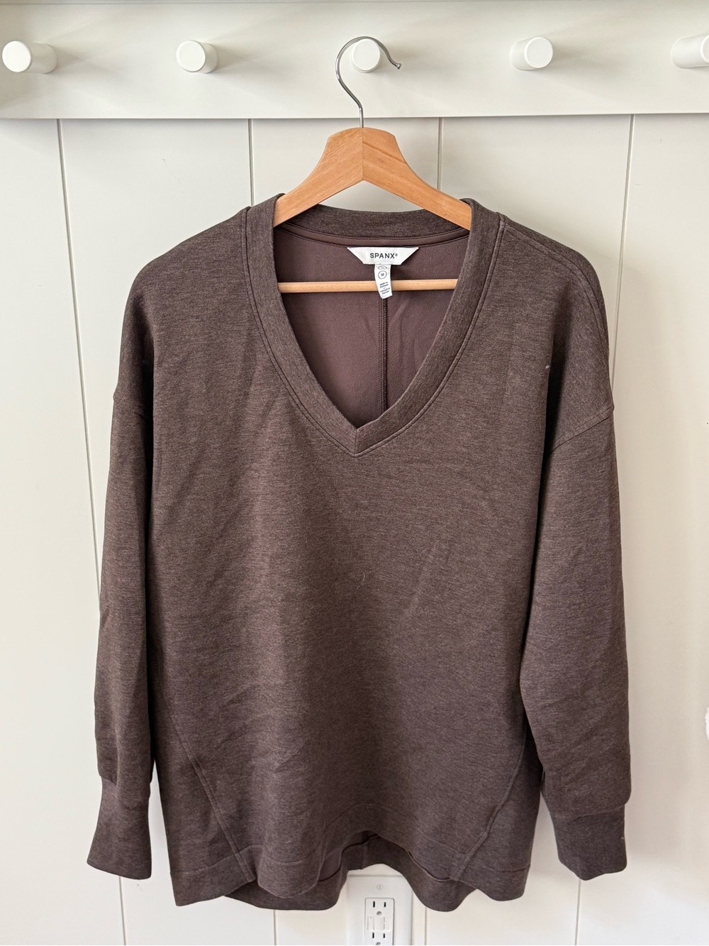 SPANX WomensV-Neck Brown Sweater